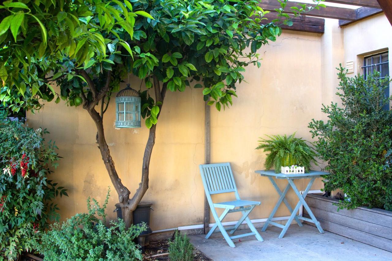Lida Garden Villa Anavyssos Exteriör bild