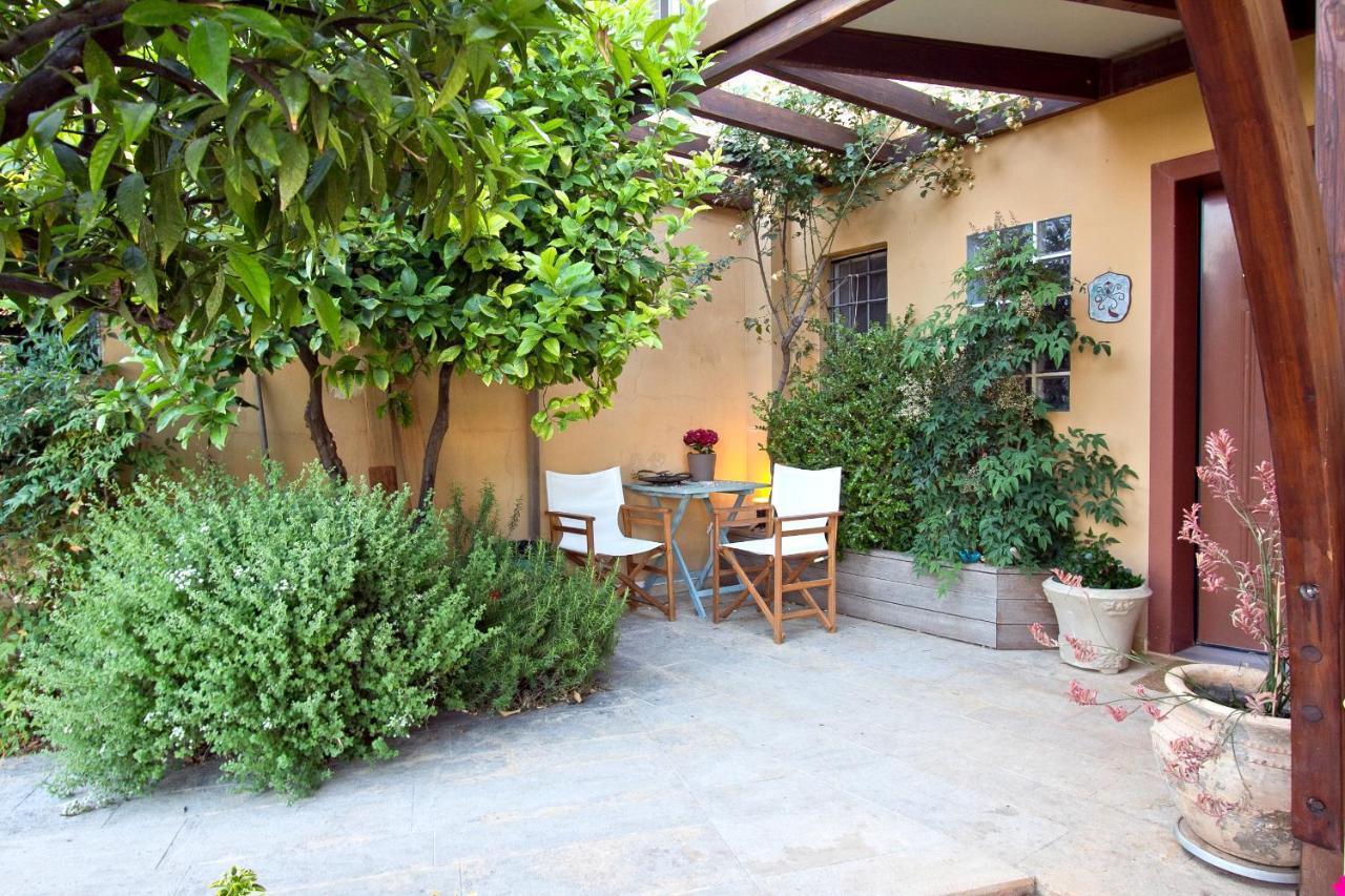 Lida Garden Villa Anavyssos Exteriör bild